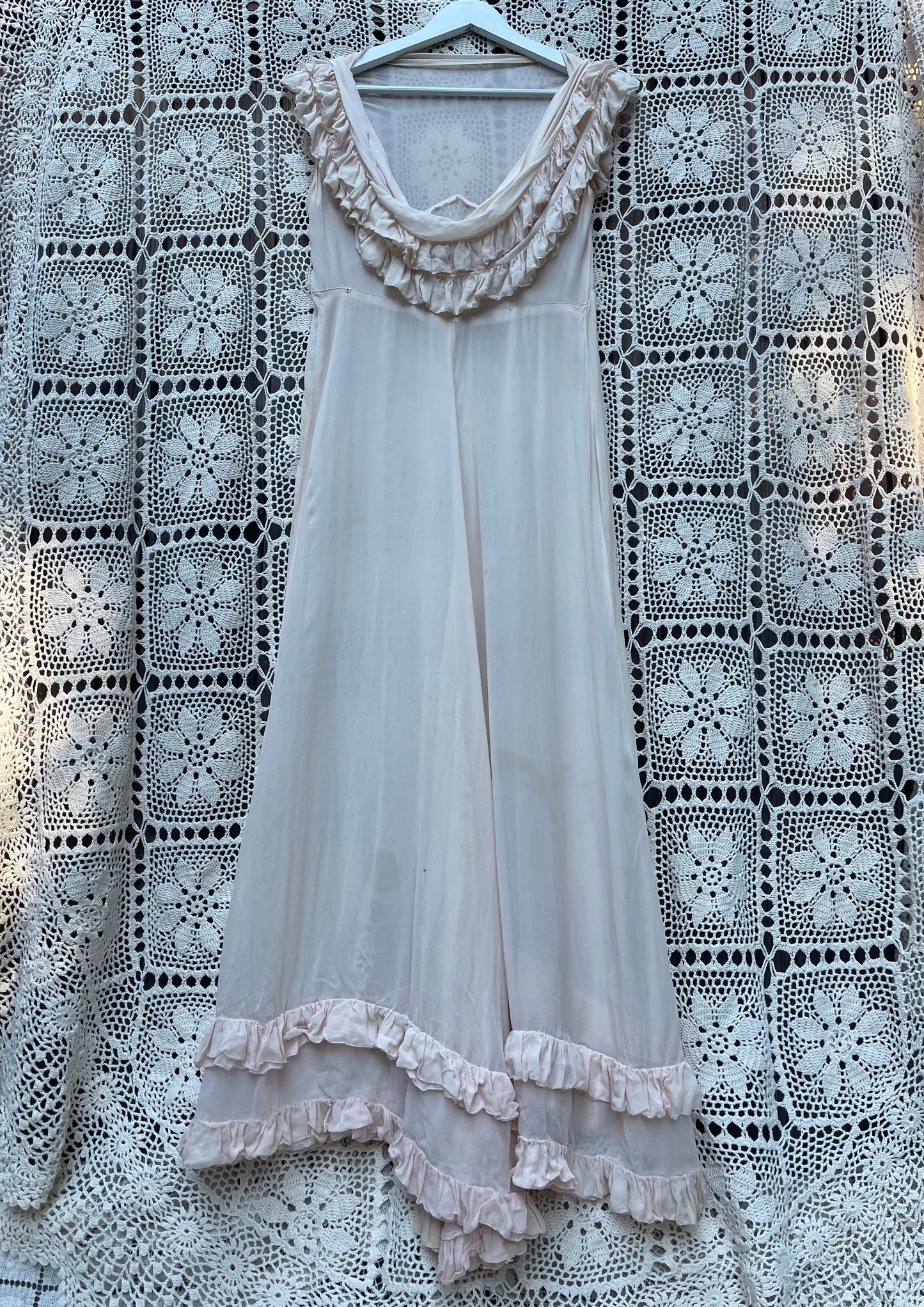 1920s Silk Pink Ruffle Party Dress