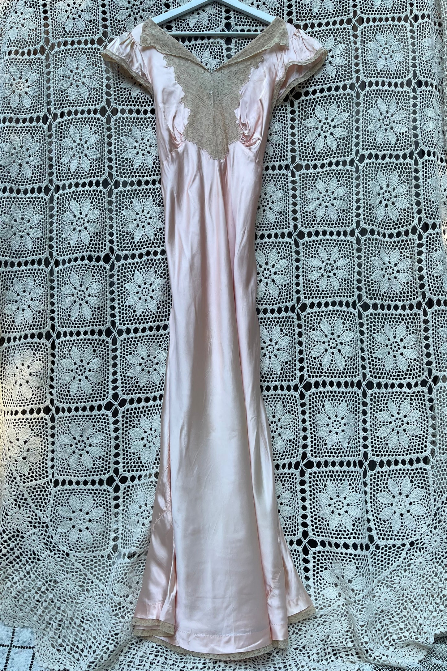 1930s/40s Blush Lace Bias Cut Slip Dress