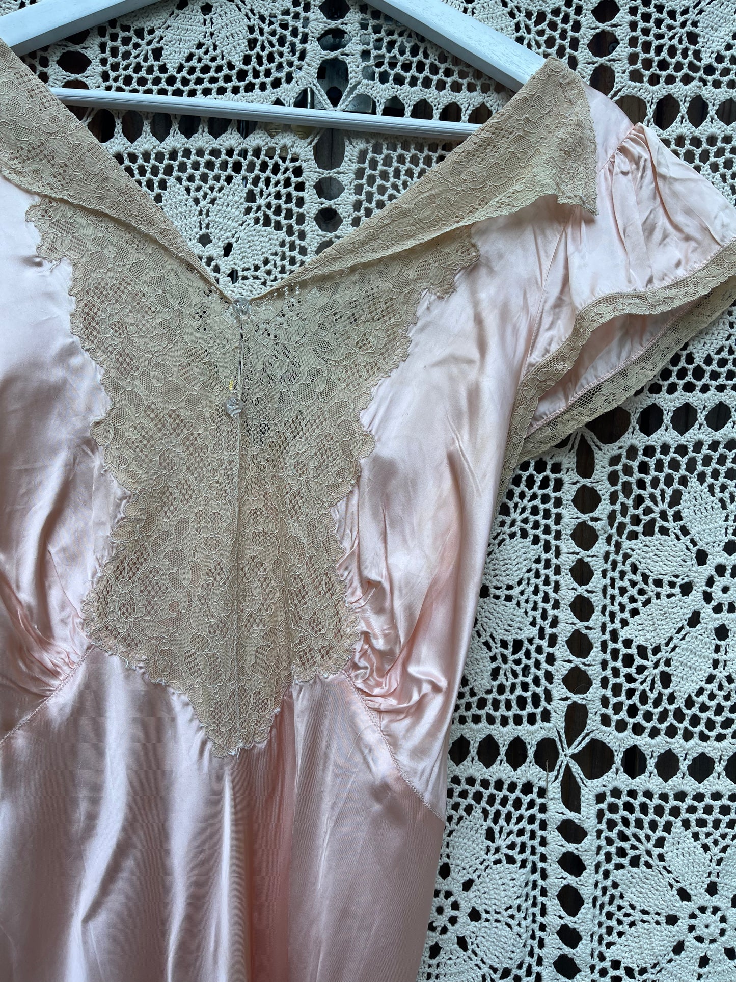 1930s/40s Blush Lace Bias Cut Slip Dress