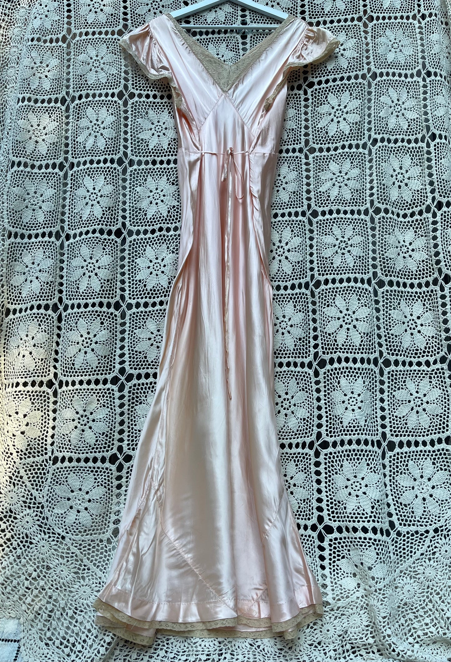 1930s/40s Blush Lace Bias Cut Slip Dress