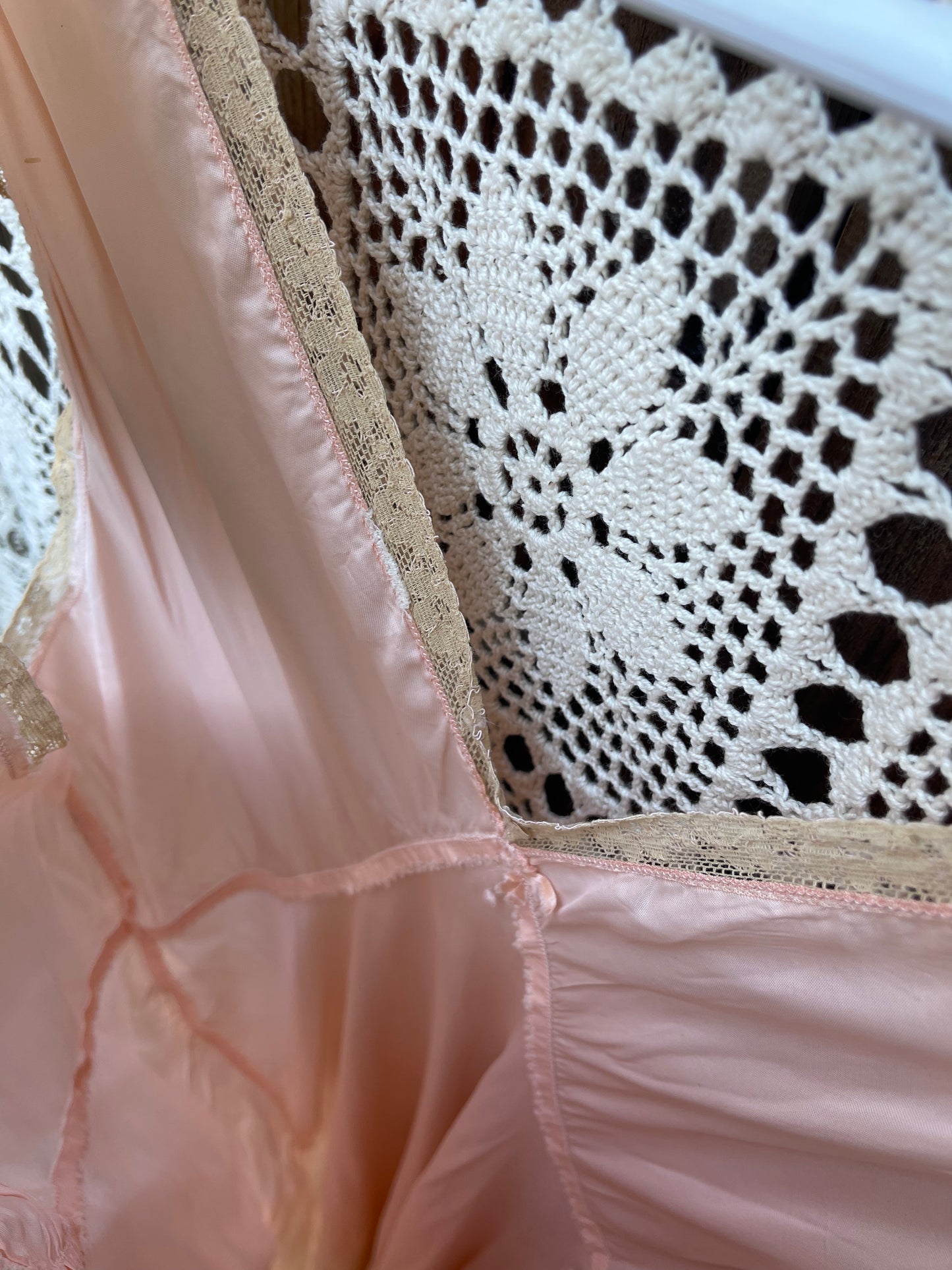 1930s/40s Blush Lace Bias Cut Slip Dress