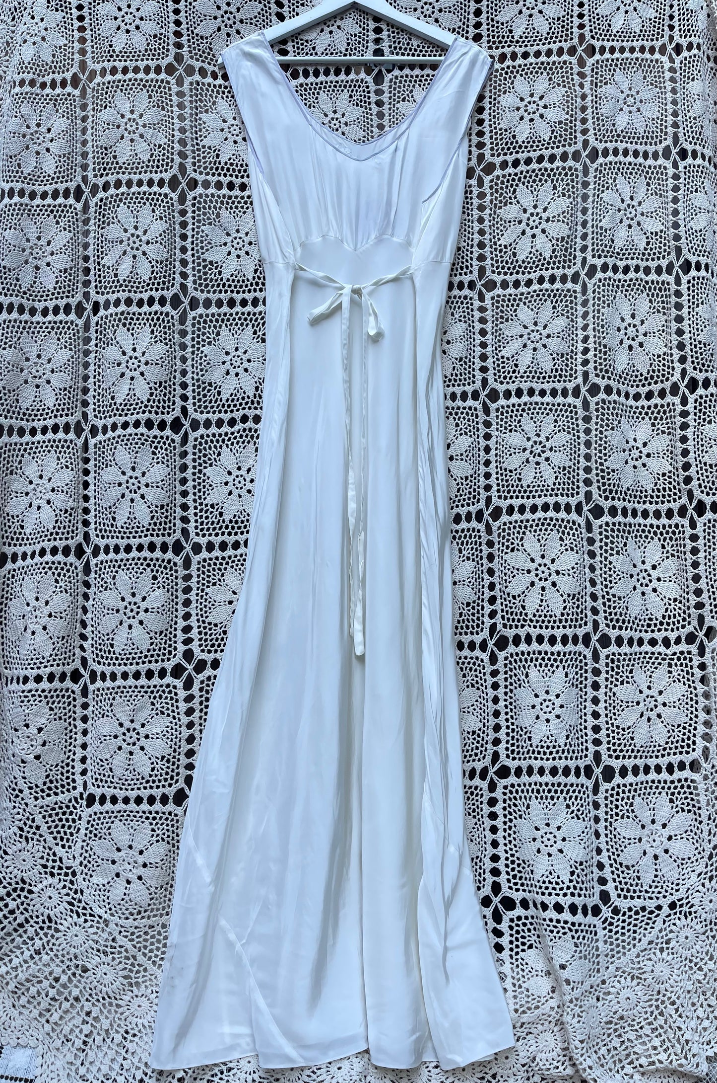 1950s Ivory Cherub Embroidered Slip Dress