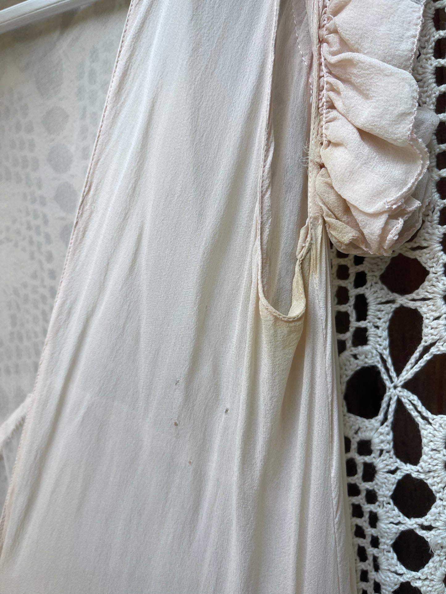 1920s Silk Pink Ruffle Party Dress